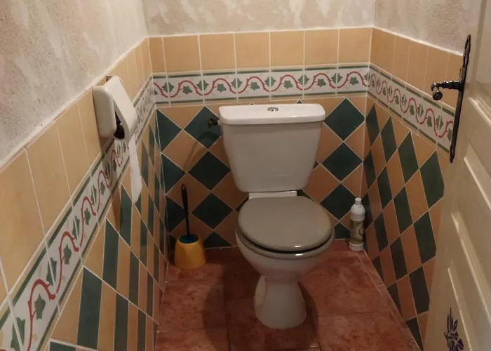 Le Provencal Vagnas