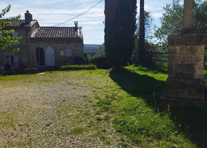 Апартаменты Le Provencal *